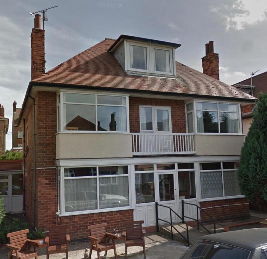 Large Ground Floor Studio Holiday Apartment Skegness - Flat 12 Exterior photo